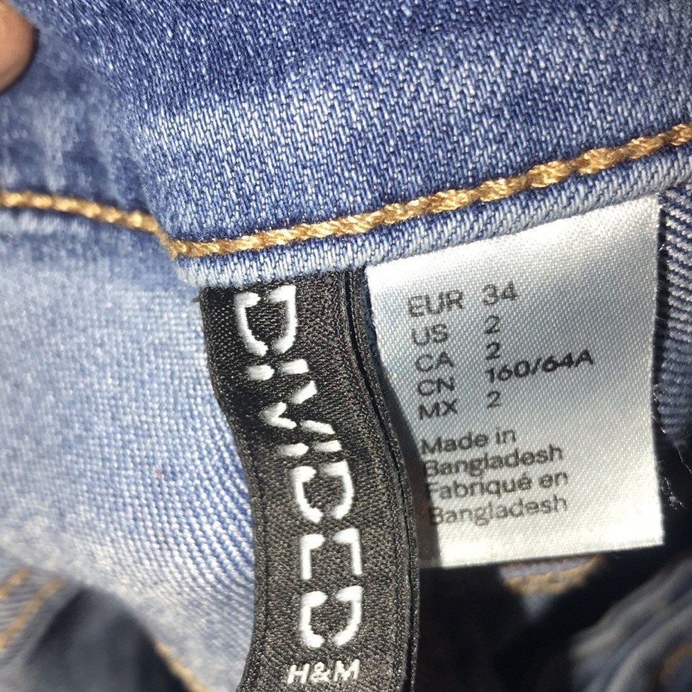 Juniors Classic Skinny Blue Jeans - Picture 5 of 5